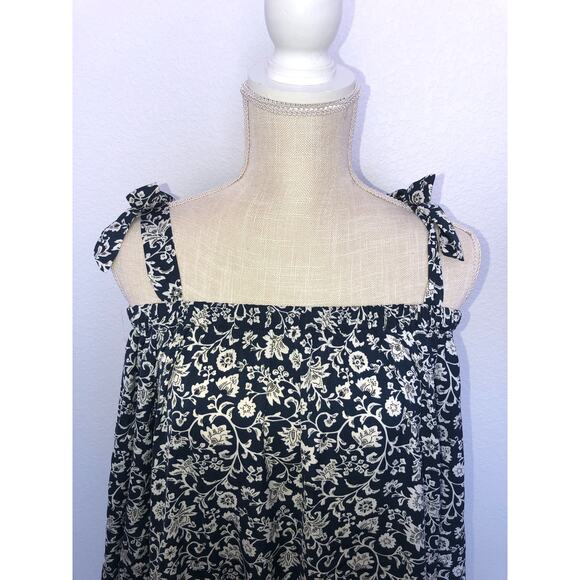 Gigi Parker Floral-Print Cold Shoulder Dress in Navy and White - M - Picture 4 of 5